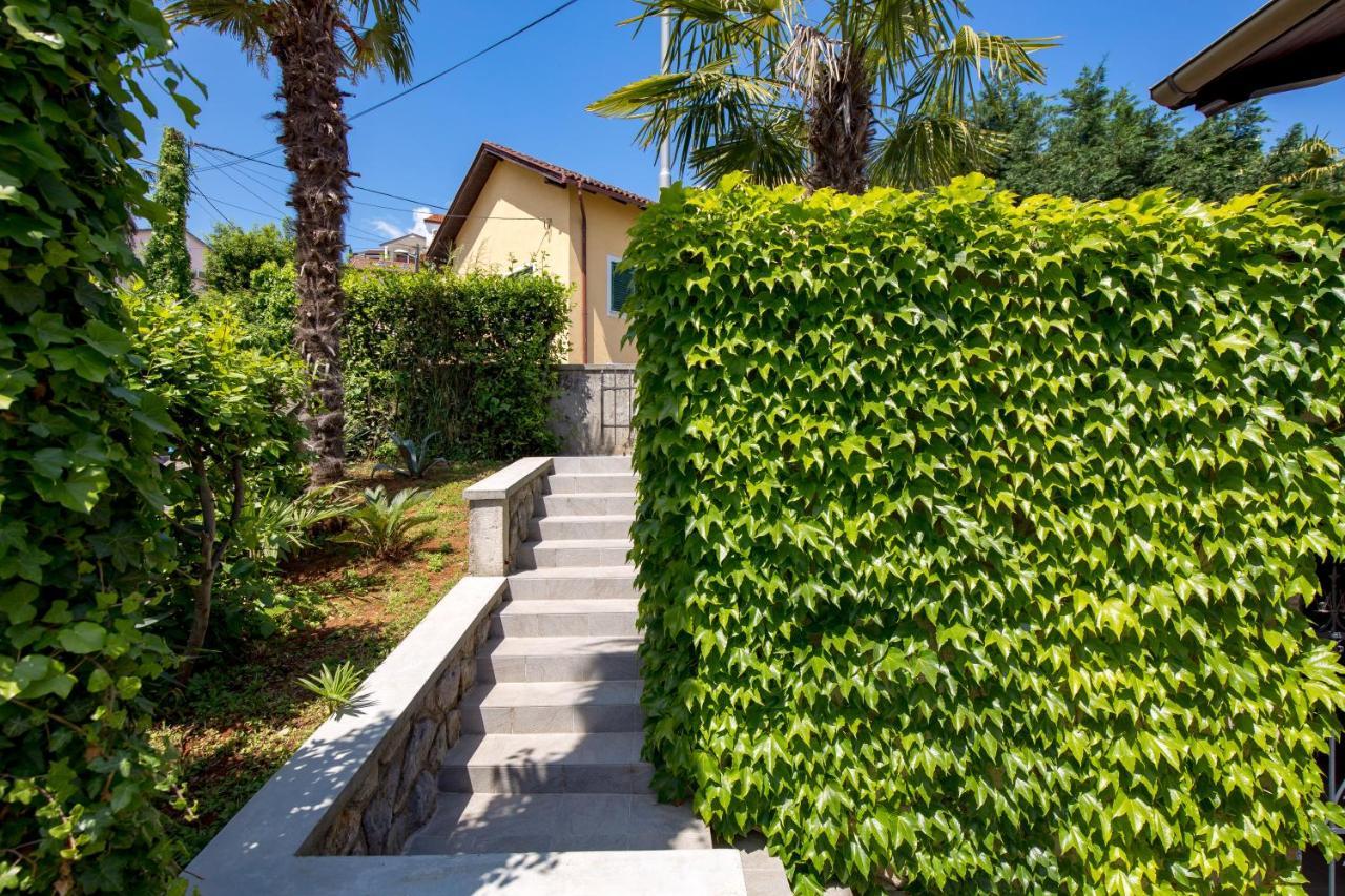 Villa Lomida Opatija Exterior photo